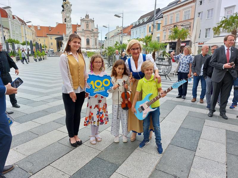 100 Jahre NOE 01